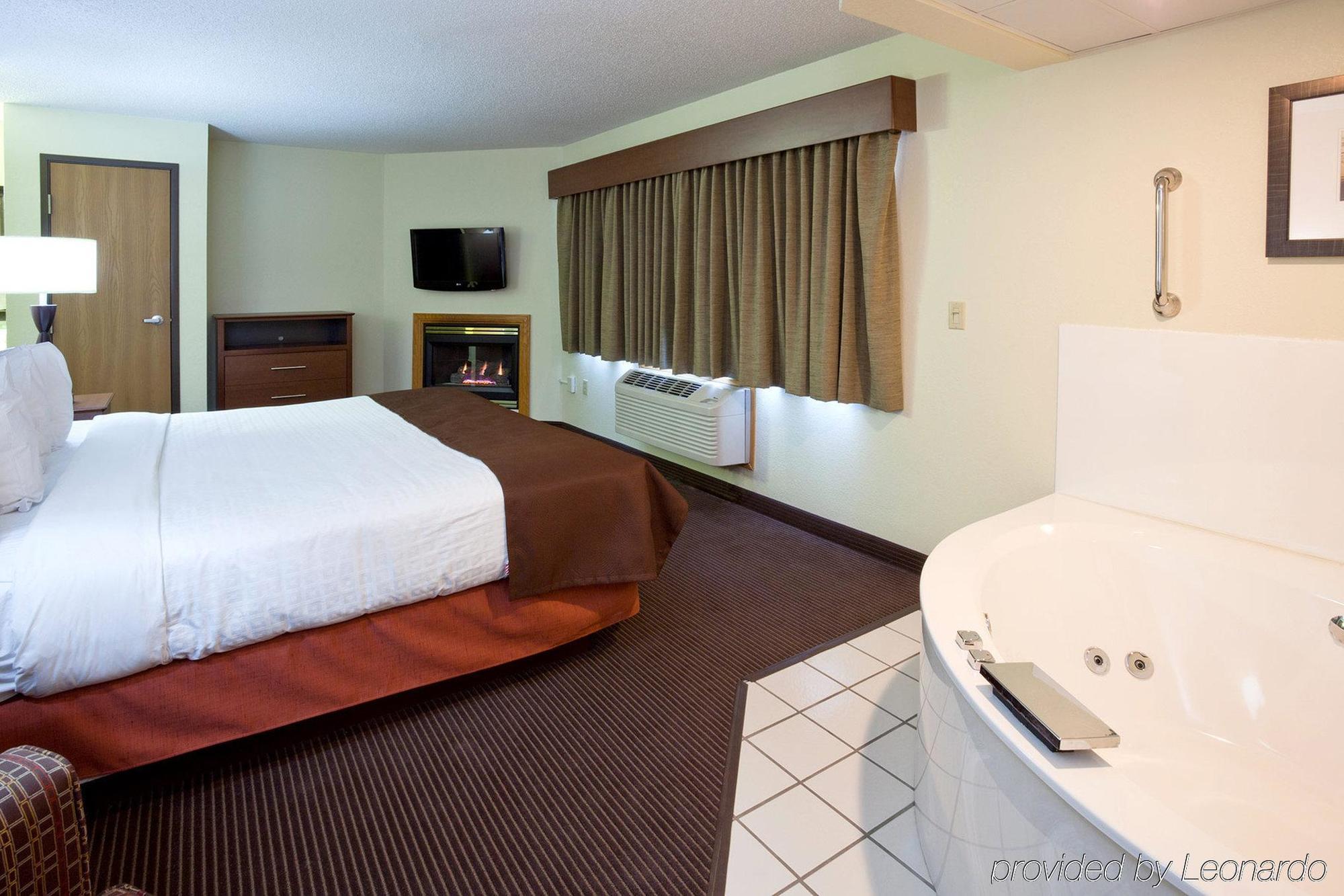 Americinn By Wyndham Бисмарк Екстериор снимка