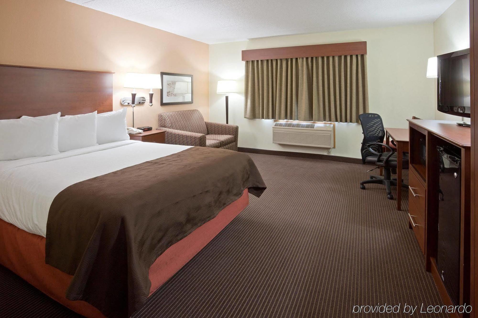Americinn By Wyndham Бисмарк Екстериор снимка